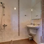 The Pine Living - Guest house *
