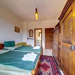 The Pine Living - Guest house