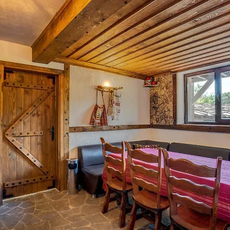 The Pine Living - Gasthof *