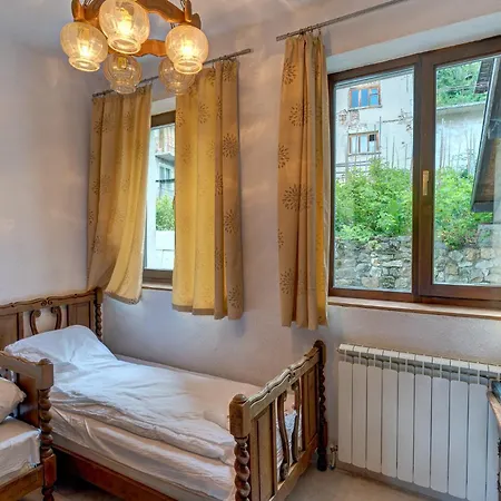 Gasthof The Pine Living - *