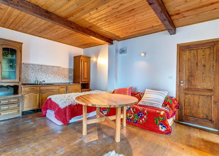 The Pine Living - & Guest house