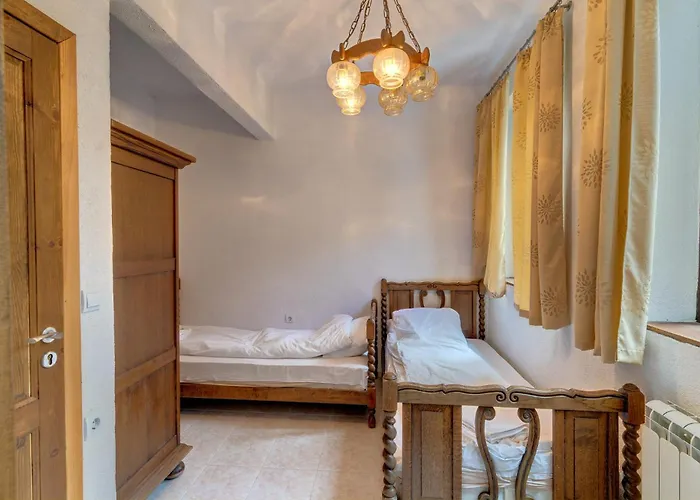 The Pine Living - & Levochevo