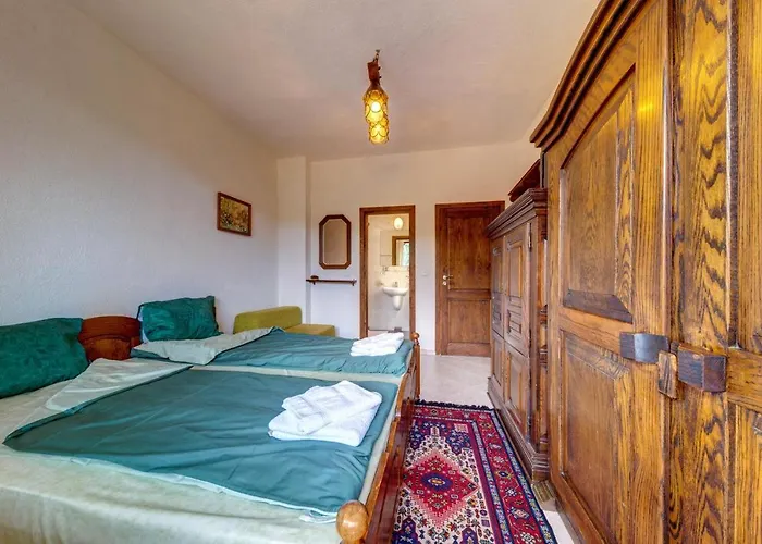 The Pine Living - & Guest house